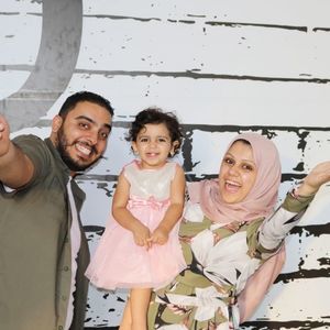 Meet your Posher, Ayah